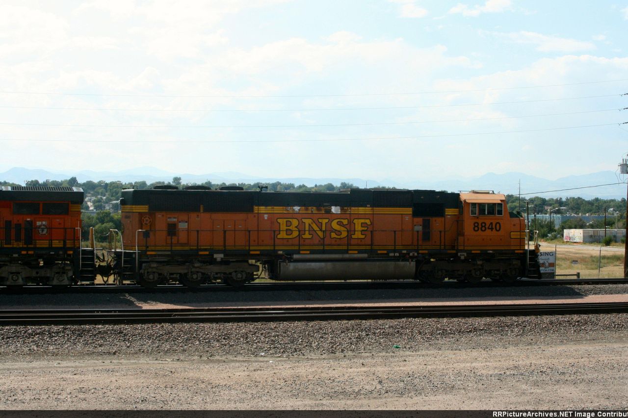 BNSF 8902